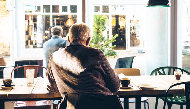 将来が急に不安に。転職する年齢に限界は？・メインイメージ